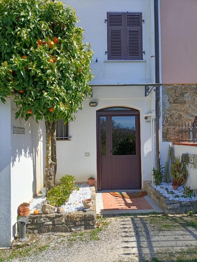 Locazione Turistica La Gesualda Apartman Castelnuovo Magra Kültér fotó